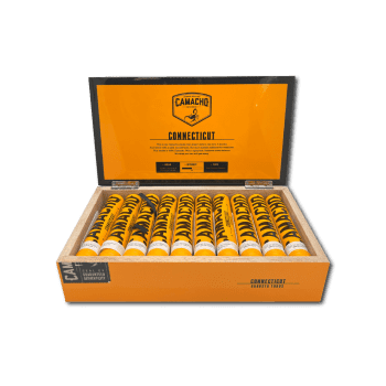 Camacho Connecticut Robusto | Caja de 20 puros