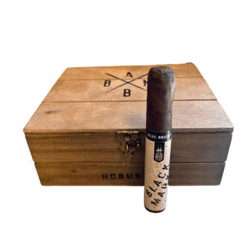 Alec Bradley Black Market Robusto | Caja de 24 puros