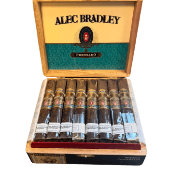 Alec Bradley Prensado Robusto | Caja de 24 puros
